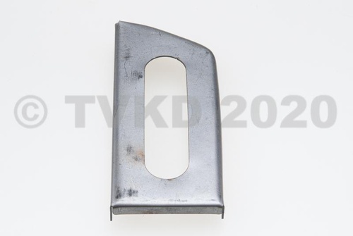 Versterking chassisbalk rechts voor