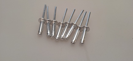 2CV onderdelen - Klinknagelset spatlap 2cv Dyane