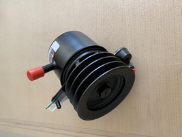  - Hogedrukpomp LHS met nieuw pomphuis en lager, 3 poulie,revisie (Borg oud onderdeel 75€)