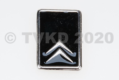 Embleem in opgeschuimd stuur