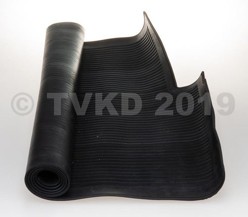 Rubber tapijt achteraan tot 1970