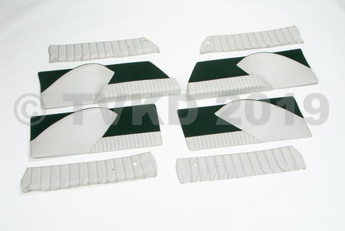 Compleet stoffen Pallas interieur, met deurpanelen, brede hoofdsteunen en middenarmsteun, klaar voor montage in de auto. Met inruil van de oude stoelen en achterbank. Groen stof