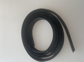 AMI 6  /  AMI 8 Onderdelen - rubber kofferklep ami 6